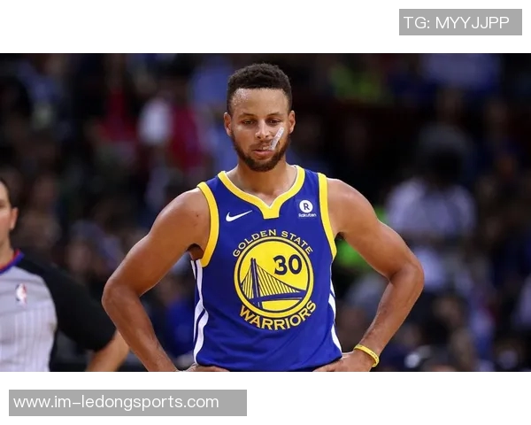 库里曾力荐球星加盟勇士却遭管理层拒绝的背后故事 库里曾力荐球星加盟勇士却遭管理层拒绝的背后故事